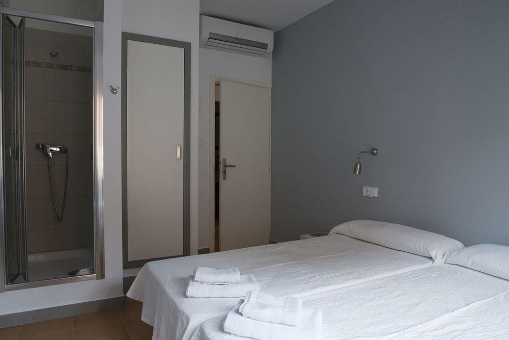 Hostal Ripoll Ibiza Экстерьер фото