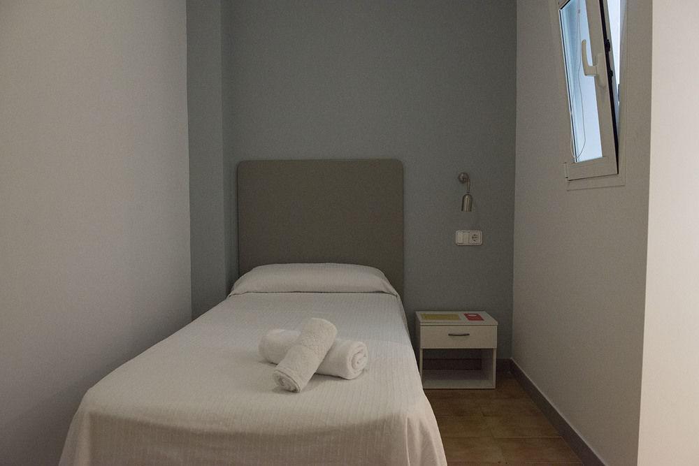 Hostal Ripoll Ibiza Экстерьер фото